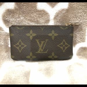 Louis Vuitton key clay